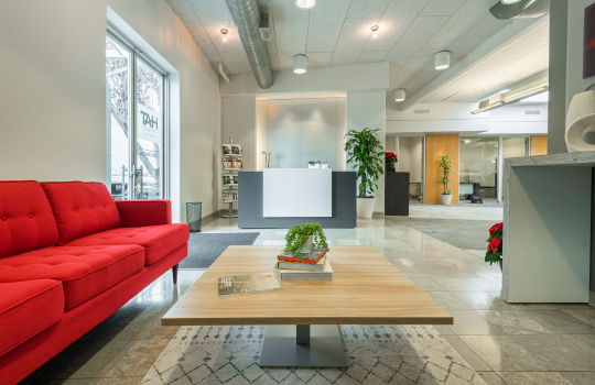 DeskMakers Santa Clara Showroom Entrance